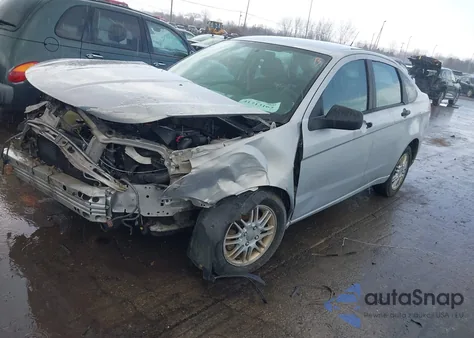 2008 Ford Focus Se/Ses z USA, uszkodzony, nr VIN 1FAHP35N08W208057